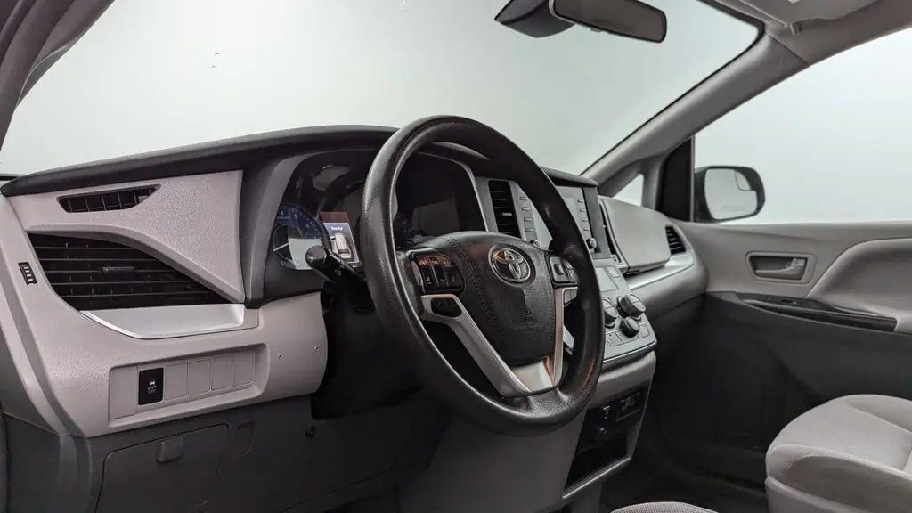 Florida Fine Cars - Used TOYOTA SIENNA 2019 MARGATE L