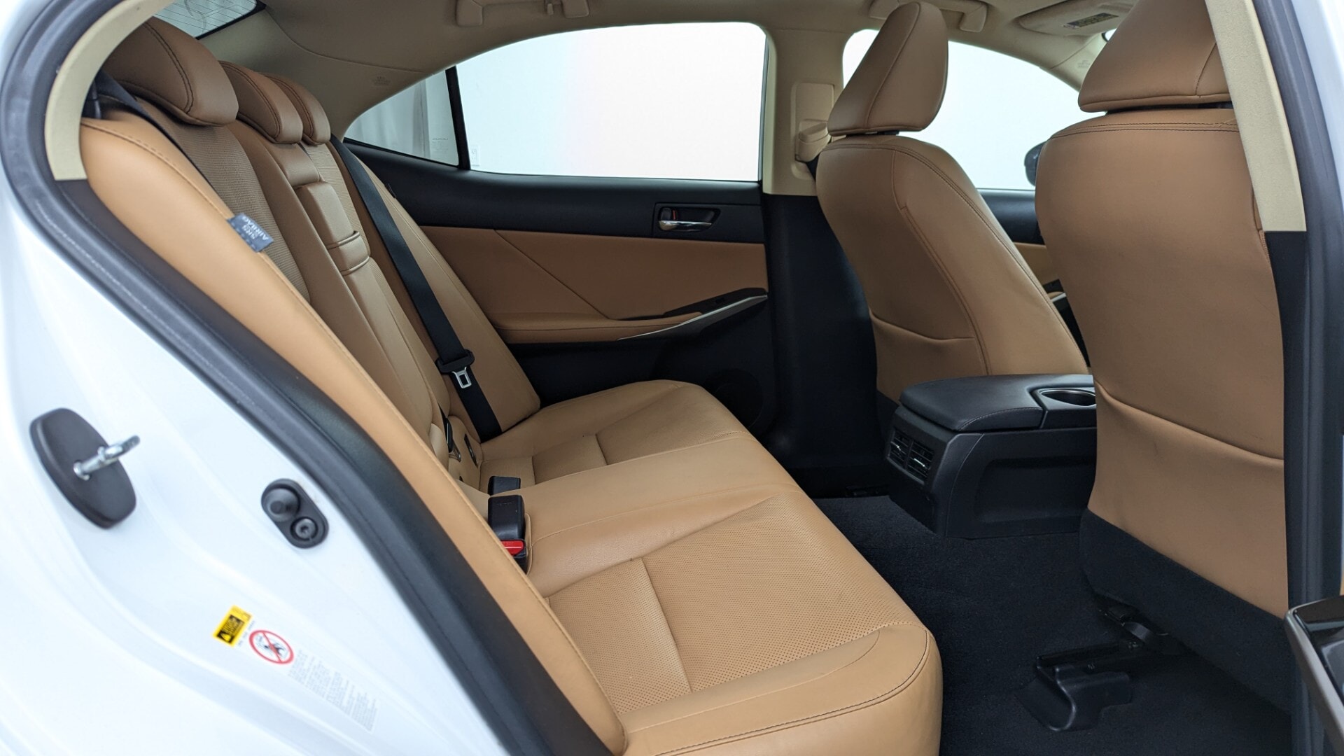 used vehicle - SEDAN LEXUS IS 200T 2016