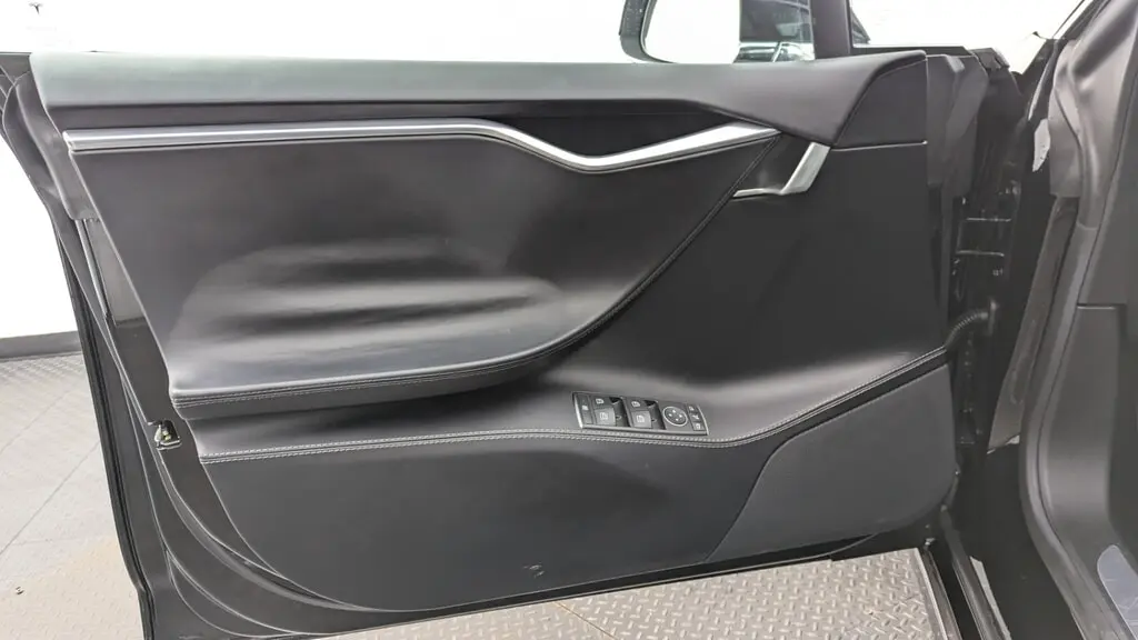 Florida Fine Cars - Used TESLA MODEL S 2016 MARGATE 70 KWH BATTERY