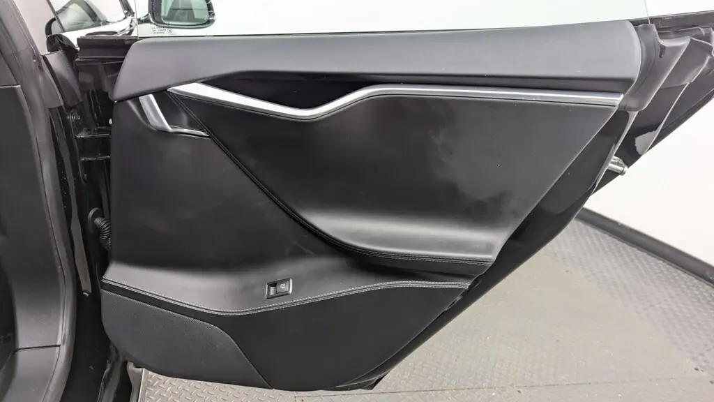 Florida Fine Cars - Used TESLA MODEL S 2016 MARGATE 70 KWH BATTERY