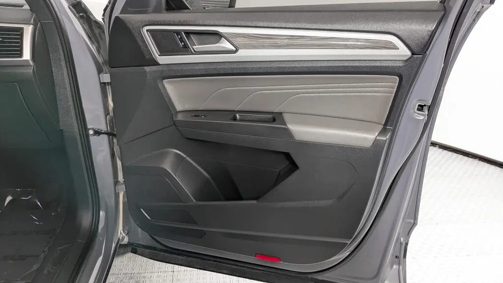 Florida Fine Cars - Used VOLKSWAGEN ATLAS CROSS SPORT 2022 ORLANDO 3.6L V6 SE W/TECHNOLOGY