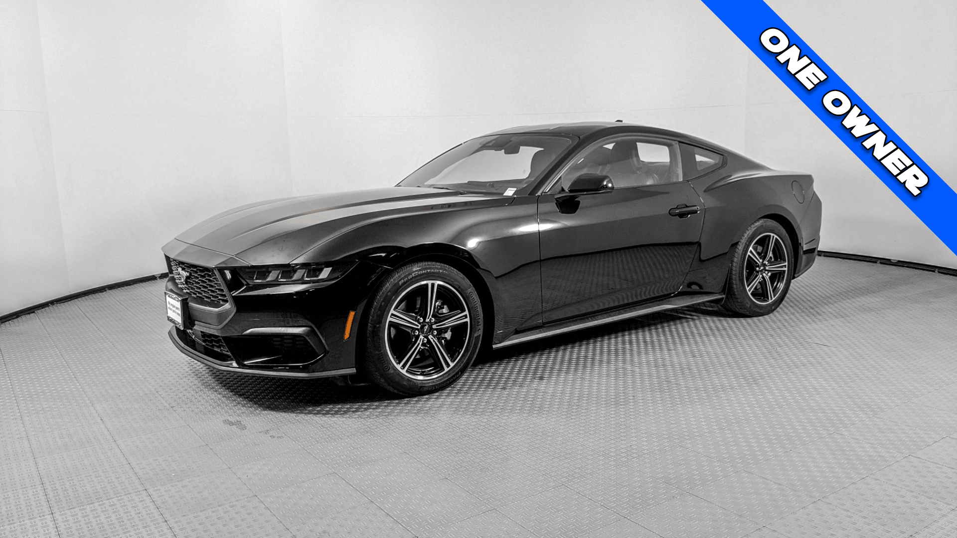 2024 Ford Mustang EcoBoost's photo