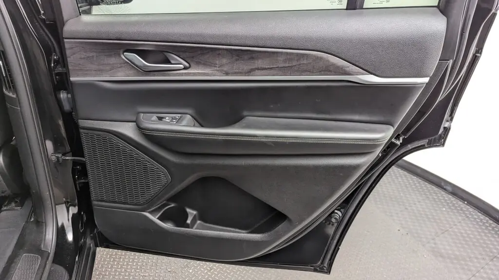 Florida Fine Cars - Used JEEP GRAND CHEROKEE L 2023 MARGATE LIMITED