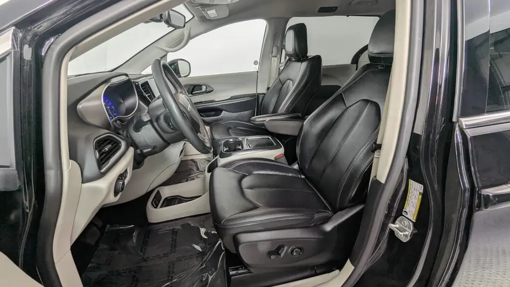 Florida Fine Cars - Used CHRYSLER PACIFICA 2024 ORLANDO TOURING L