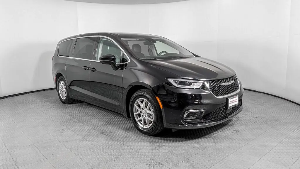 Florida Fine Cars - Used CHRYSLER PACIFICA 2024 ORLANDO TOURING L