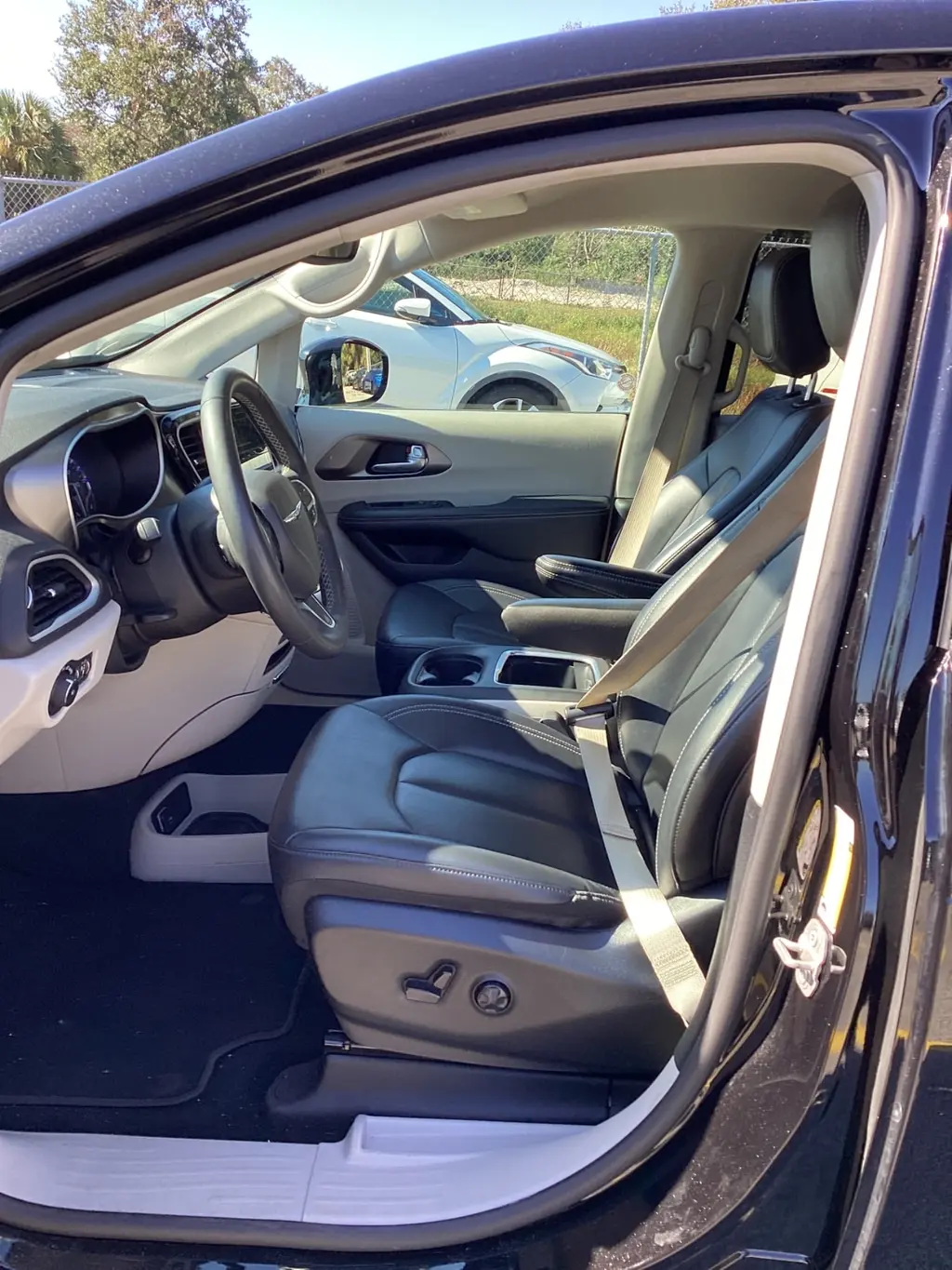 Florida Fine Cars - Used CHRYSLER PACIFICA 2024 ORLANDO TOURING L