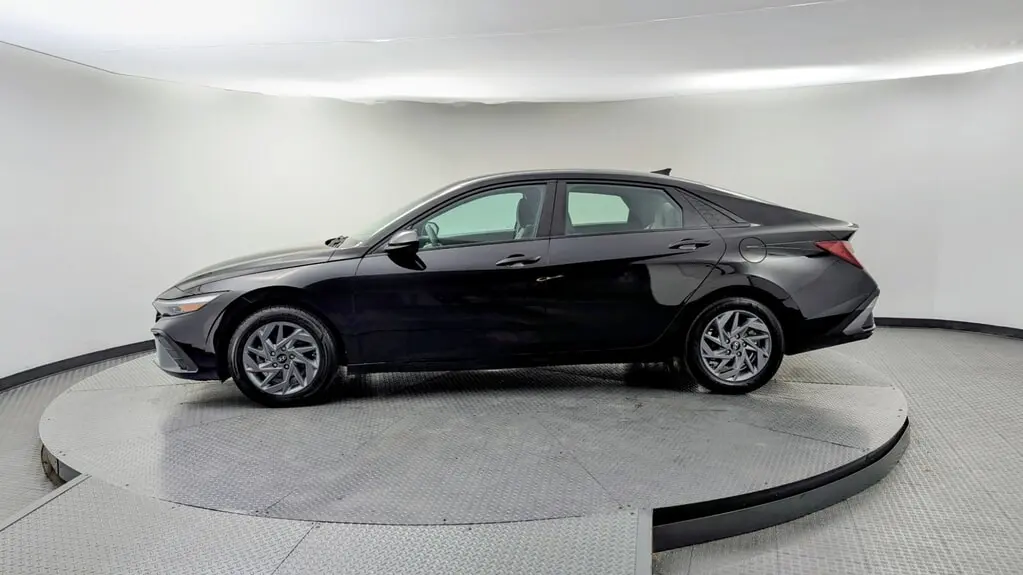 Florida Fine Cars - Used HYUNDAI ELANTRA 2024 WEST PALM SEL