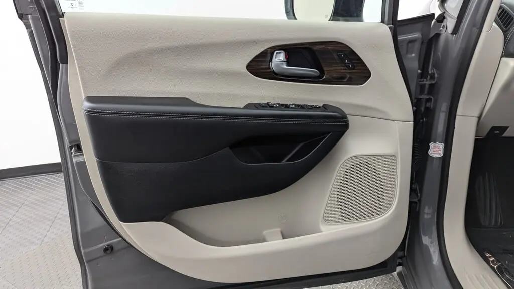 Florida Fine Cars - Used CHRYSLER PACIFICA 2023 MARGATE LIMITED