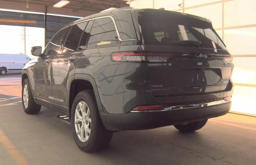 Florida Fine Cars - Used JEEP GRAND CHEROKEE 2023 MIAMI LIMITED