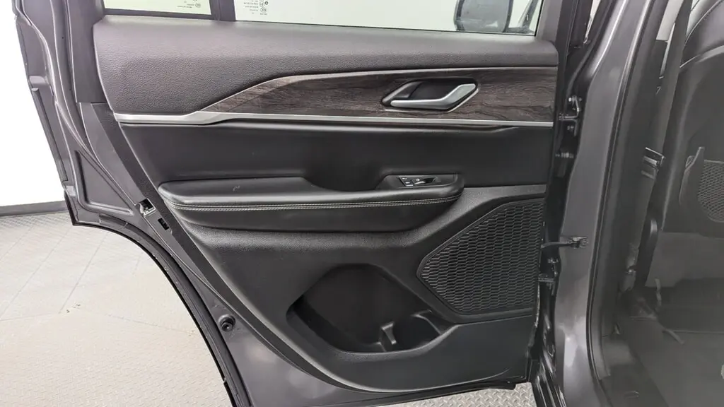 Florida Fine Cars - Used JEEP GRAND CHEROKEE 2023 MIAMI LIMITED