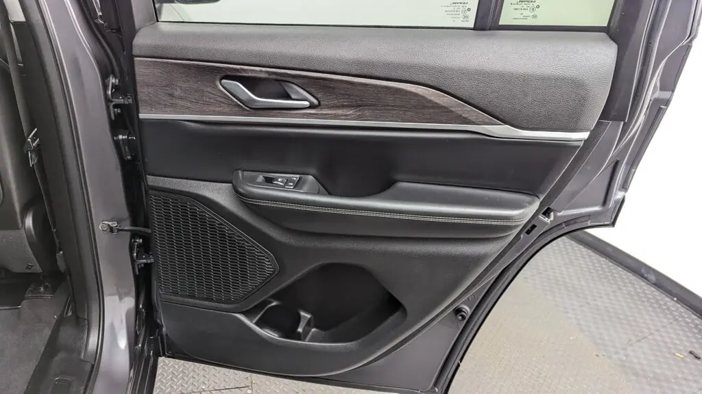 Florida Fine Cars - Used JEEP GRAND CHEROKEE 2023 MIAMI LIMITED