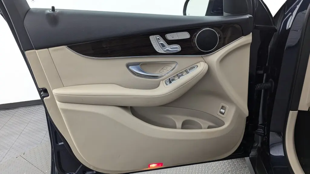 Florida Fine Cars - Used MERCEDES-BENZ GLC 2021 MARGATE GLC 300