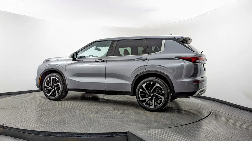 Florida Fine Cars - Used MITSUBISHI OUTLANDER 2024 MIAMI SE