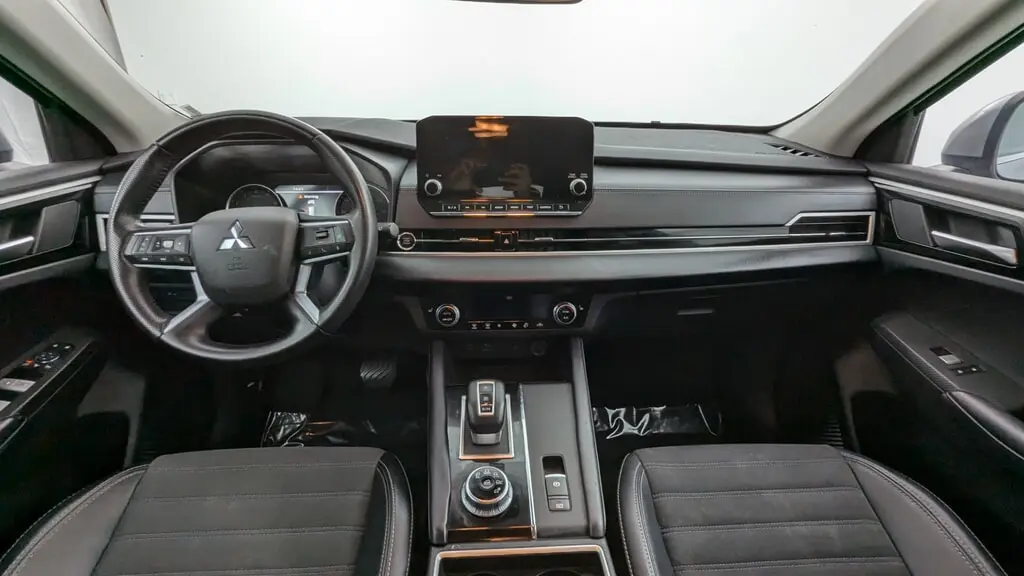 Florida Fine Cars - Used MITSUBISHI OUTLANDER 2024 MIAMI SE