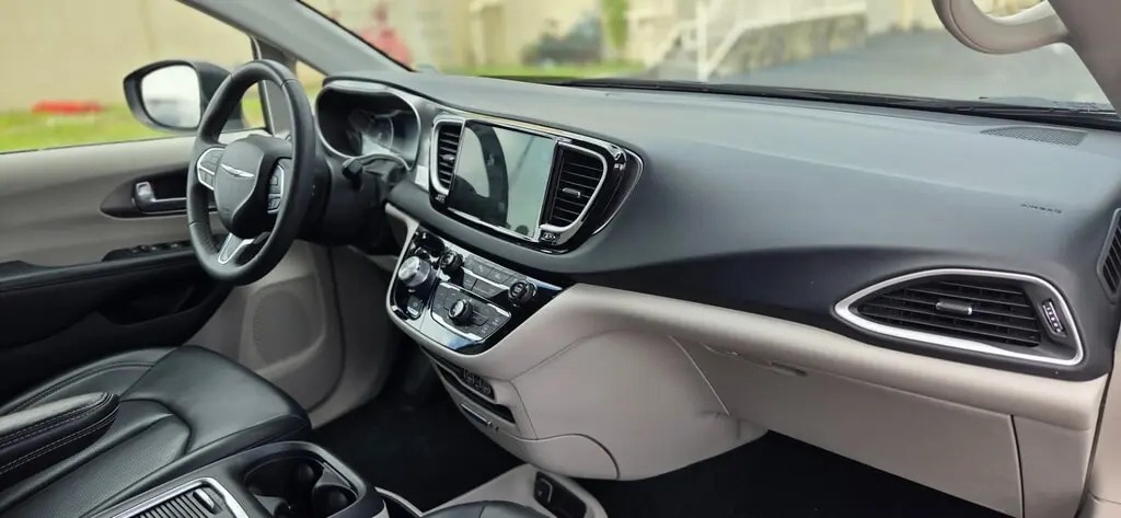 Florida Fine Cars - Used CHRYSLER PACIFICA 2023 MARGATE TOURING L