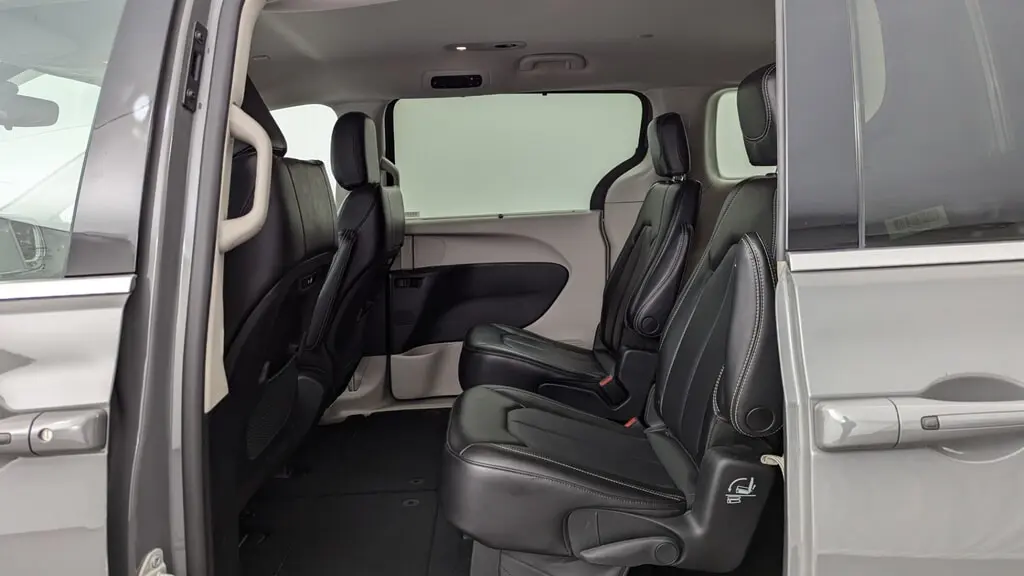 Florida Fine Cars - Used CHRYSLER PACIFICA 2023 MARGATE TOURING L