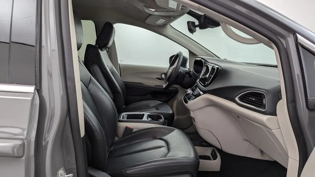 Florida Fine Cars - Used CHRYSLER PACIFICA 2023 MARGATE TOURING L