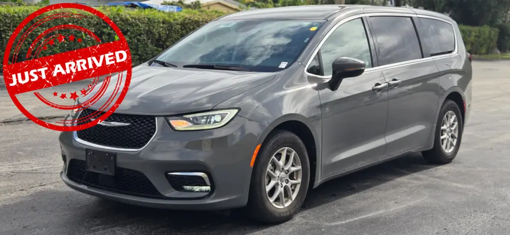 Florida Fine Cars - Used CHRYSLER PACIFICA 2023 MARGATE TOURING L