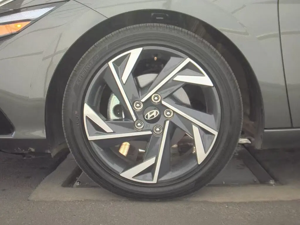 Florida Fine Cars - Used HYUNDAI ELANTRA 2025 ORLANDO SEL CONVENIENCE