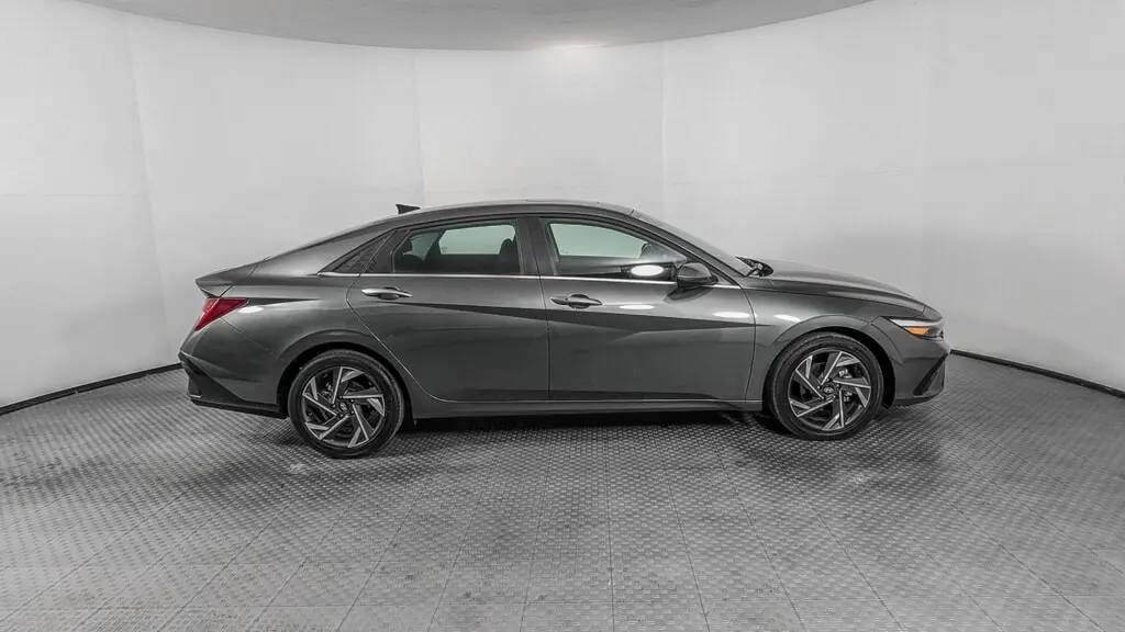 Florida Fine Cars - Used HYUNDAI ELANTRA 2025 ORLANDO SEL CONVENIENCE