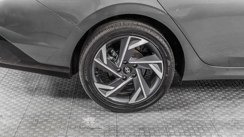 Florida Fine Cars - Used HYUNDAI ELANTRA 2025 ORLANDO SEL CONVENIENCE