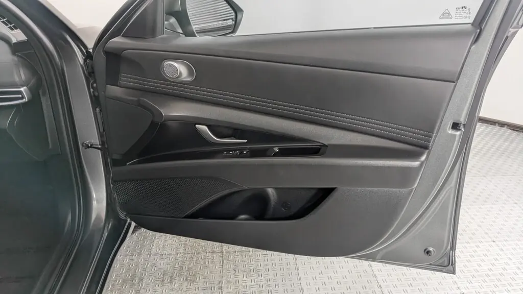 Florida Fine Cars - Used HYUNDAI ELANTRA 2025 ORLANDO SEL CONVENIENCE