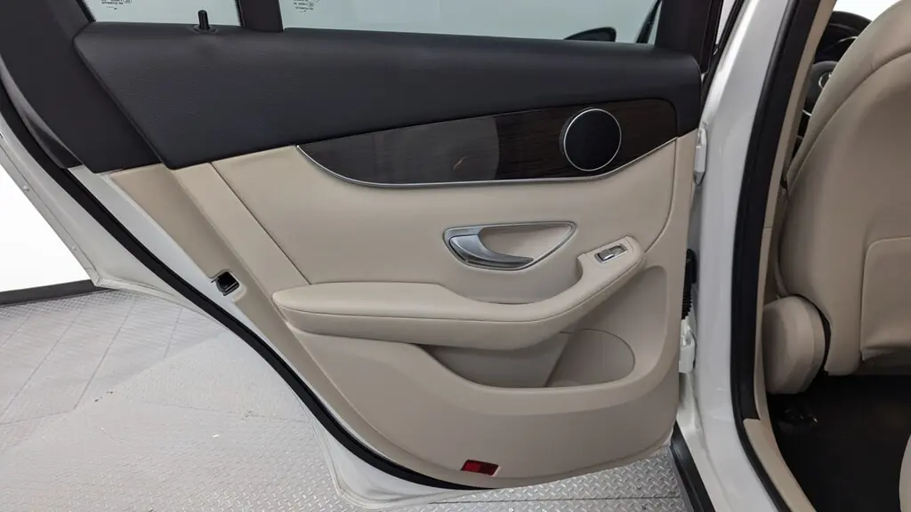 Florida Fine Cars - Used MERCEDES-BENZ GLC 2021 MIAMI GLC 300