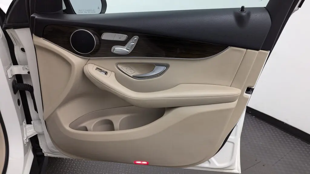 Florida Fine Cars - Used MERCEDES-BENZ GLC 2021 MIAMI GLC 300