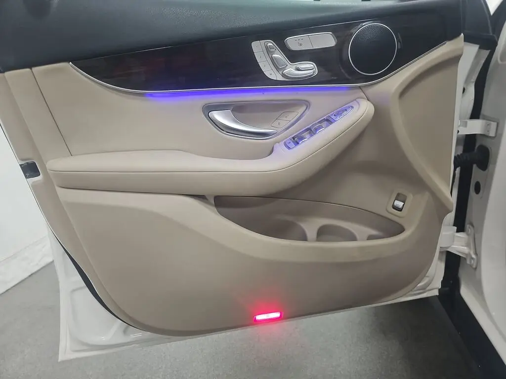 Florida Fine Cars - Used MERCEDES-BENZ GLC 2021 MIAMI GLC 300