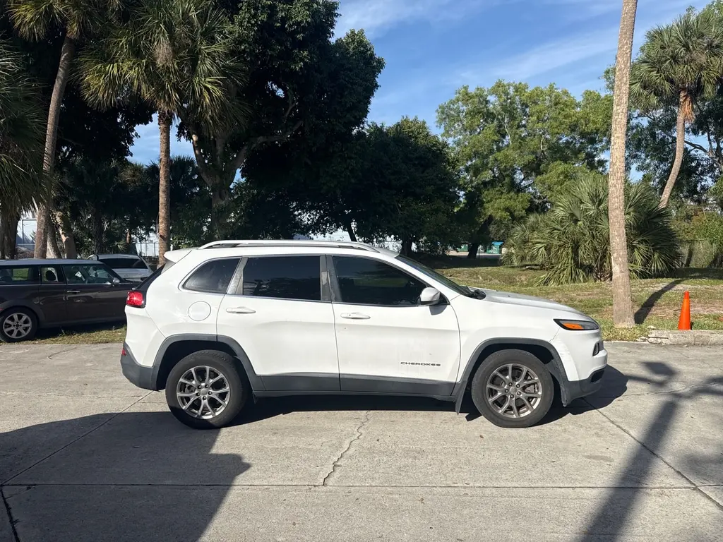 Florida Fine Cars - Used JEEP CHEROKEE 2018 WEST PALM LATITUDE PLUS