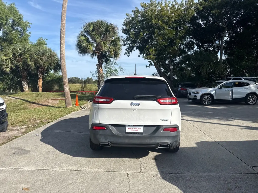 Florida Fine Cars - Used JEEP CHEROKEE 2018 WEST PALM LATITUDE PLUS