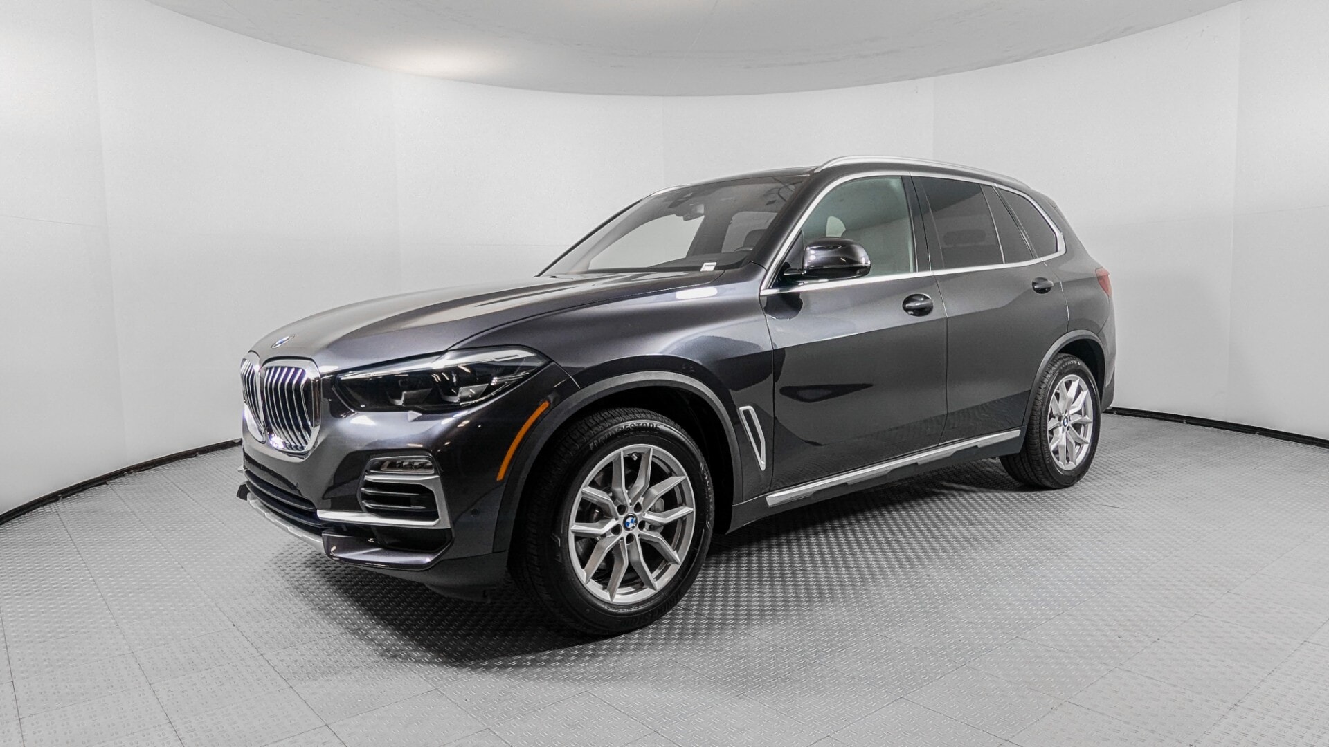 2021 BMW X5 40i's photo
