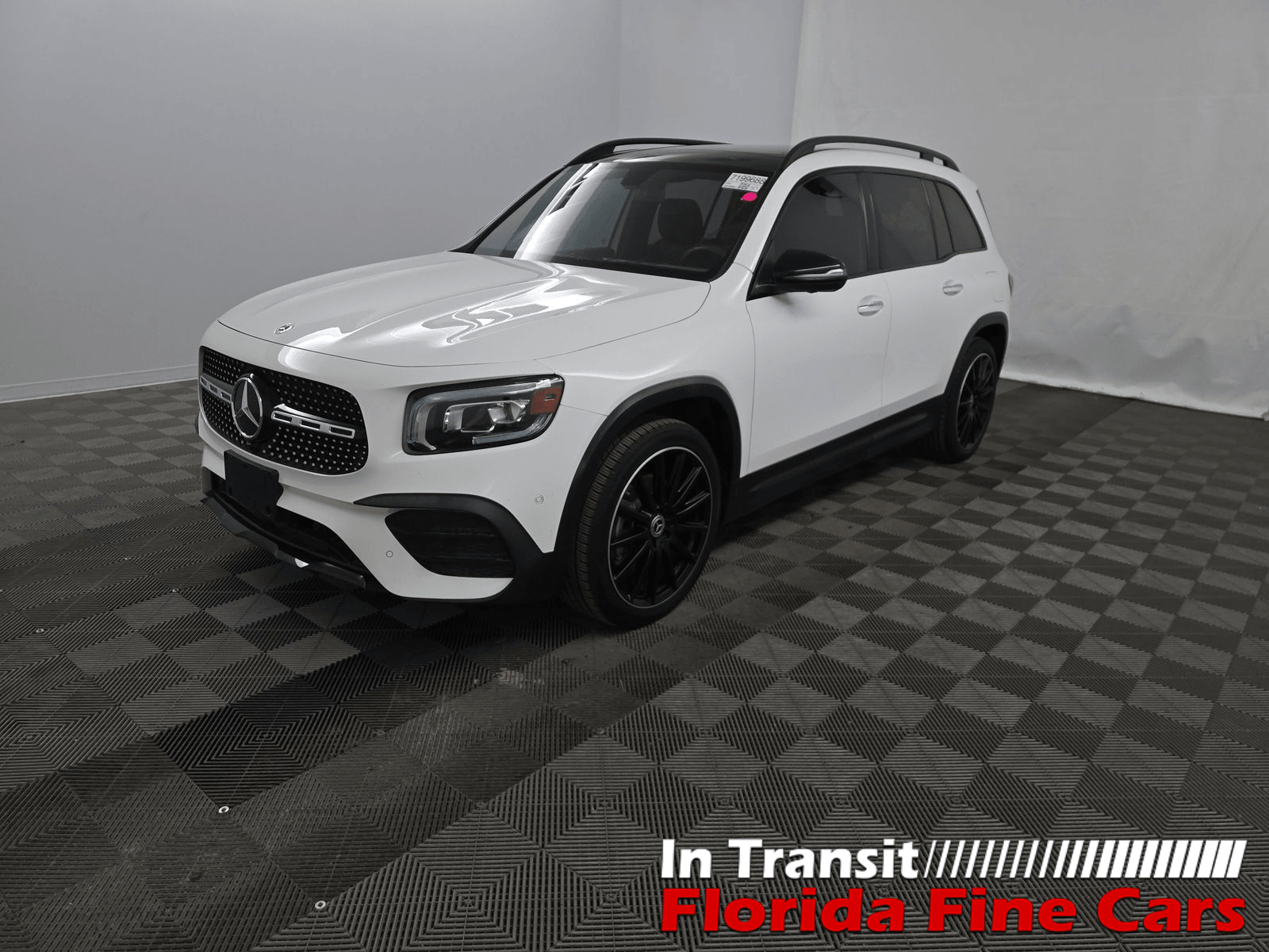 2023 Mercedes-Benz GLB Base's photo