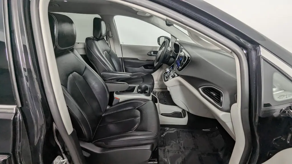 Florida Fine Cars - Used CHRYSLER PACIFICA 2024 ORLANDO TOURING L