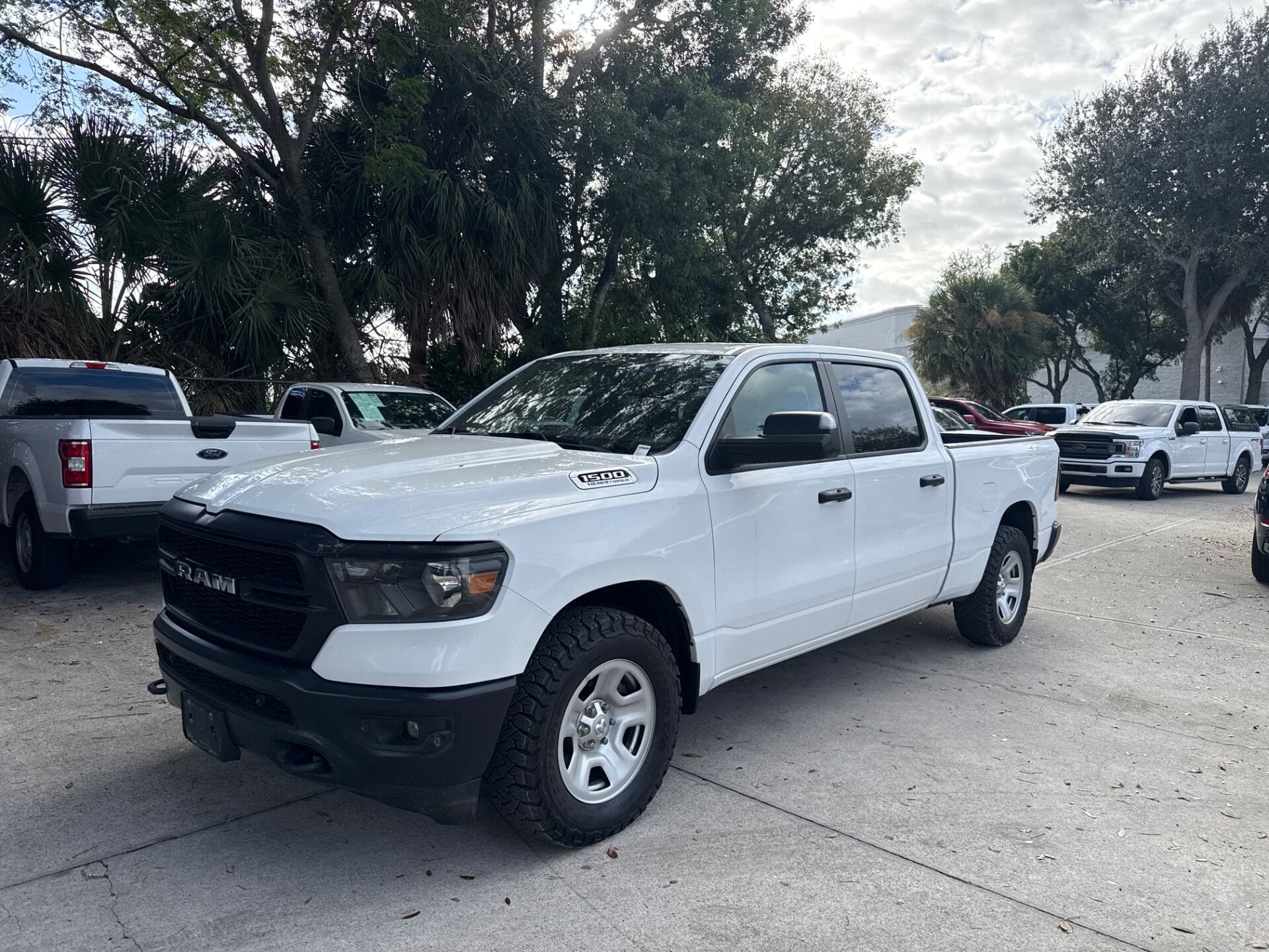 2023 RAM Ram 1500 Pickup Tradesman's photo