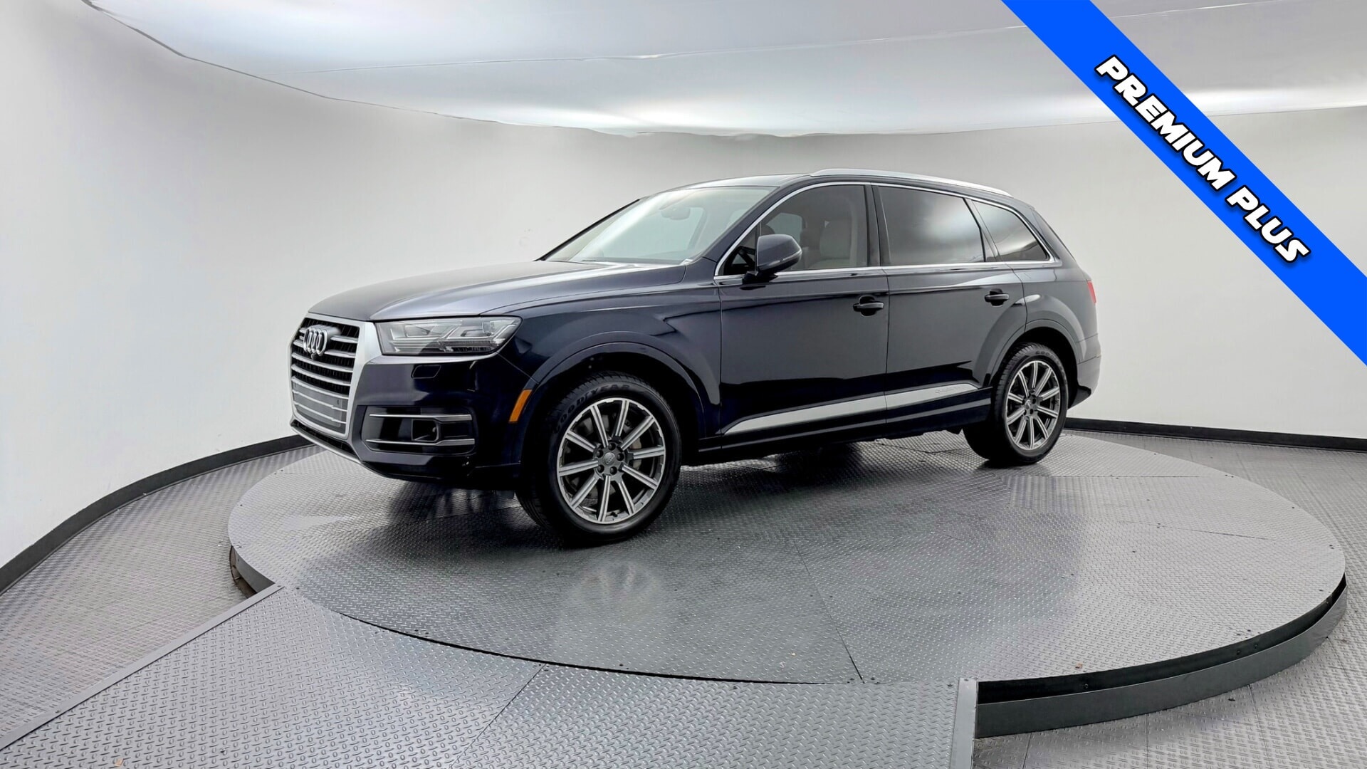 2017 Audi Q7 Premium Plus's photo