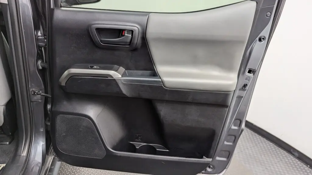 Florida Fine Cars - Used TOYOTA TACOMA 2WD 2021 MARGATE SR5