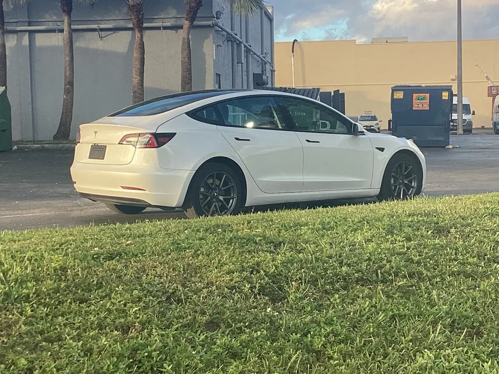 Florida Fine Cars - Used TESLA MODEL 3 2023 MIAMI