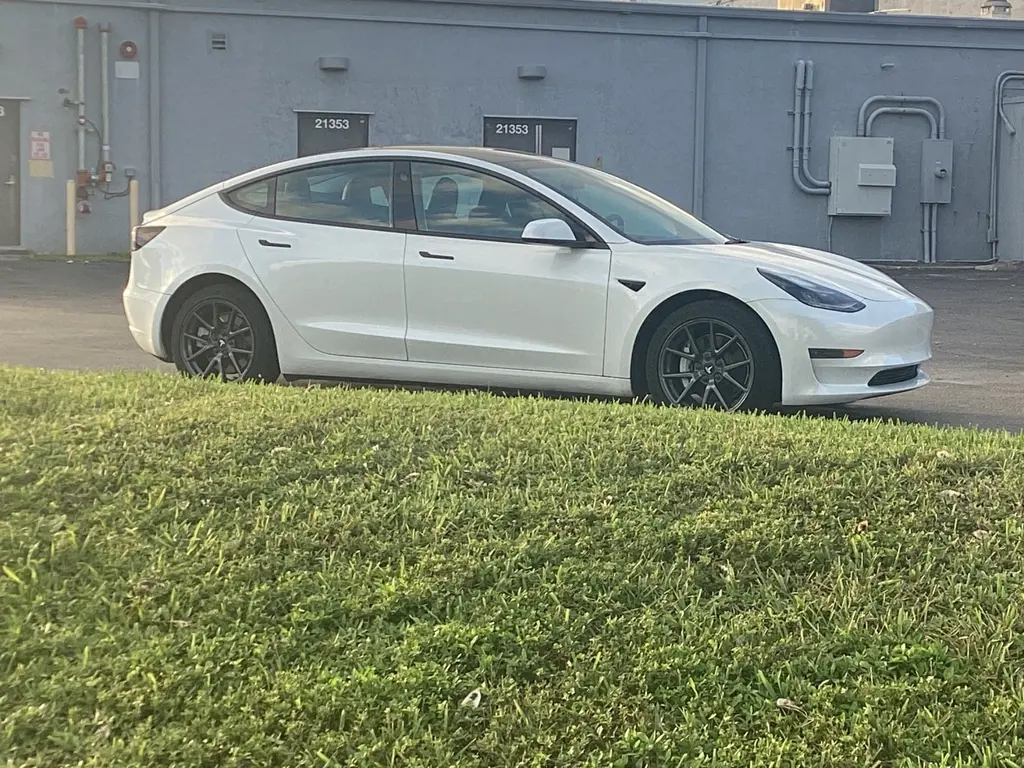 Florida Fine Cars - Used TESLA MODEL 3 2023 MIAMI