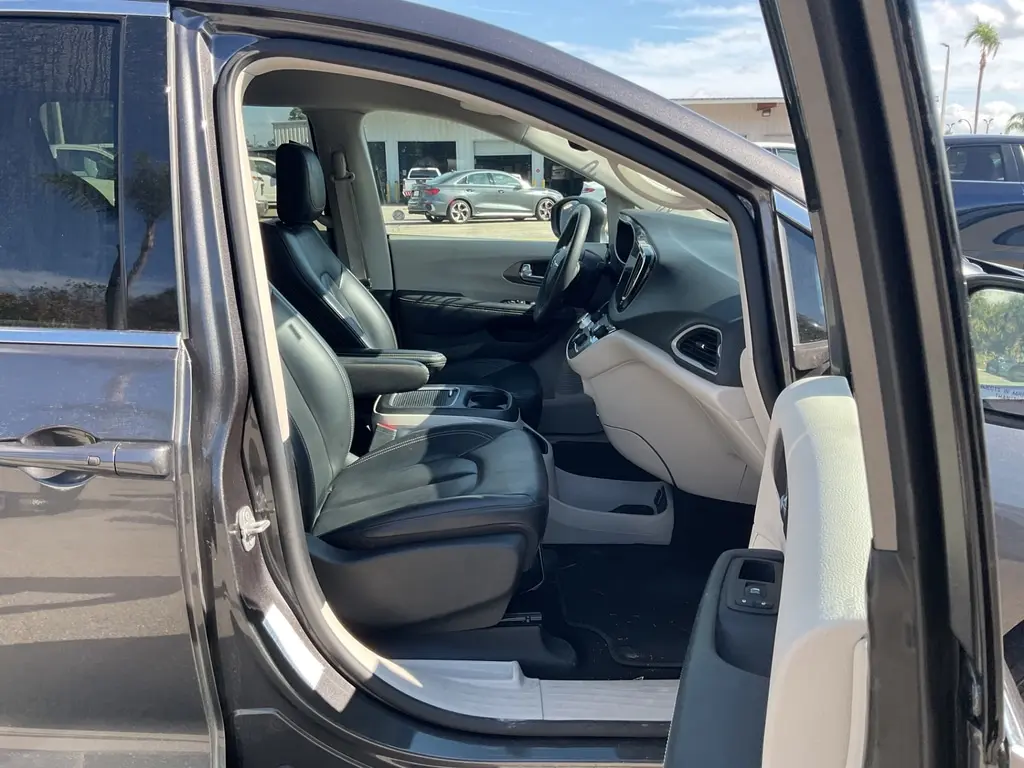 Florida Fine Cars - Used CHRYSLER PACIFICA 2023 ORLANDO TOURING L