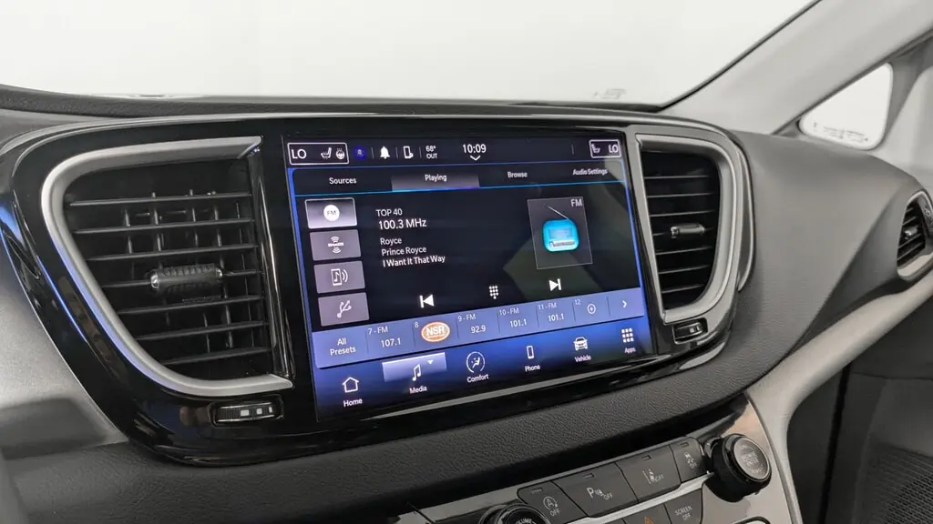 Florida Fine Cars - Used CHRYSLER PACIFICA 2023 ORLANDO TOURING L