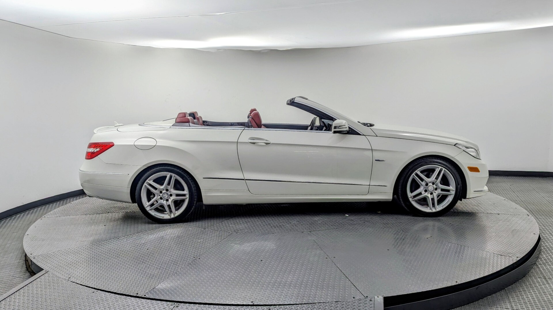 used vehicle - CONVERTIBLE MERCEDES-BENZ E-CLASS 2012