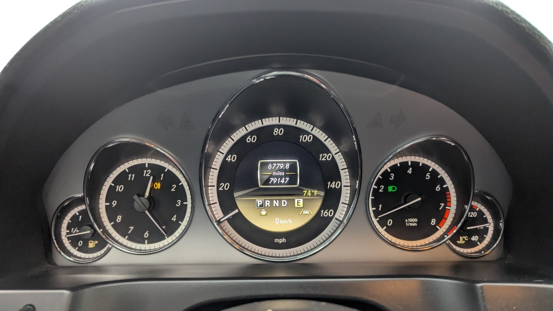 used vehicle - CONVERTIBLE MERCEDES-BENZ E-CLASS 2012