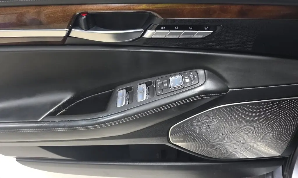 Florida Fine Cars - Used GENESIS G90 2017 ORLANDO 3.3T PREMIUM