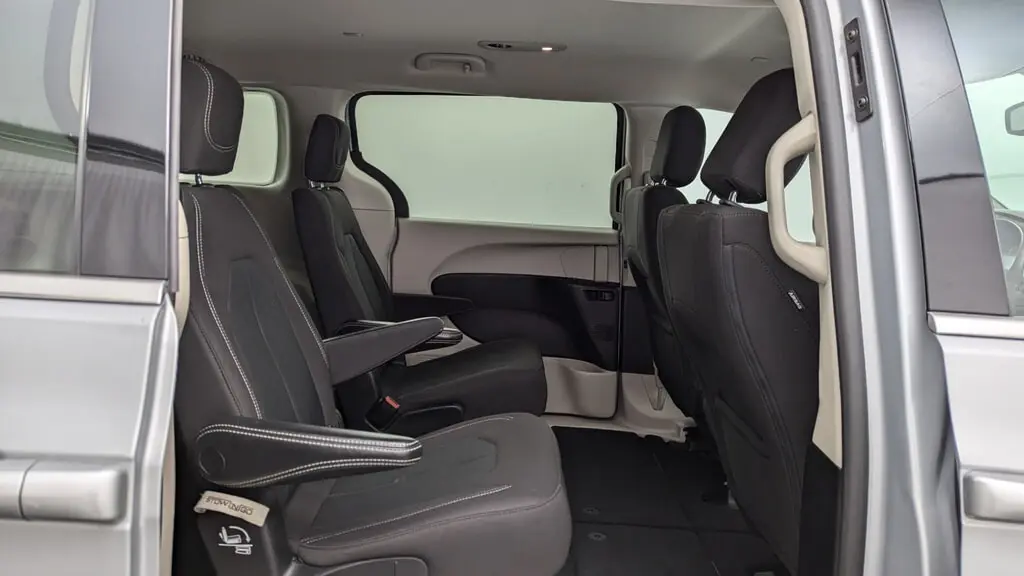 Florida Fine Cars - Used CHRYSLER VOYAGER 2023 MIAMI LX