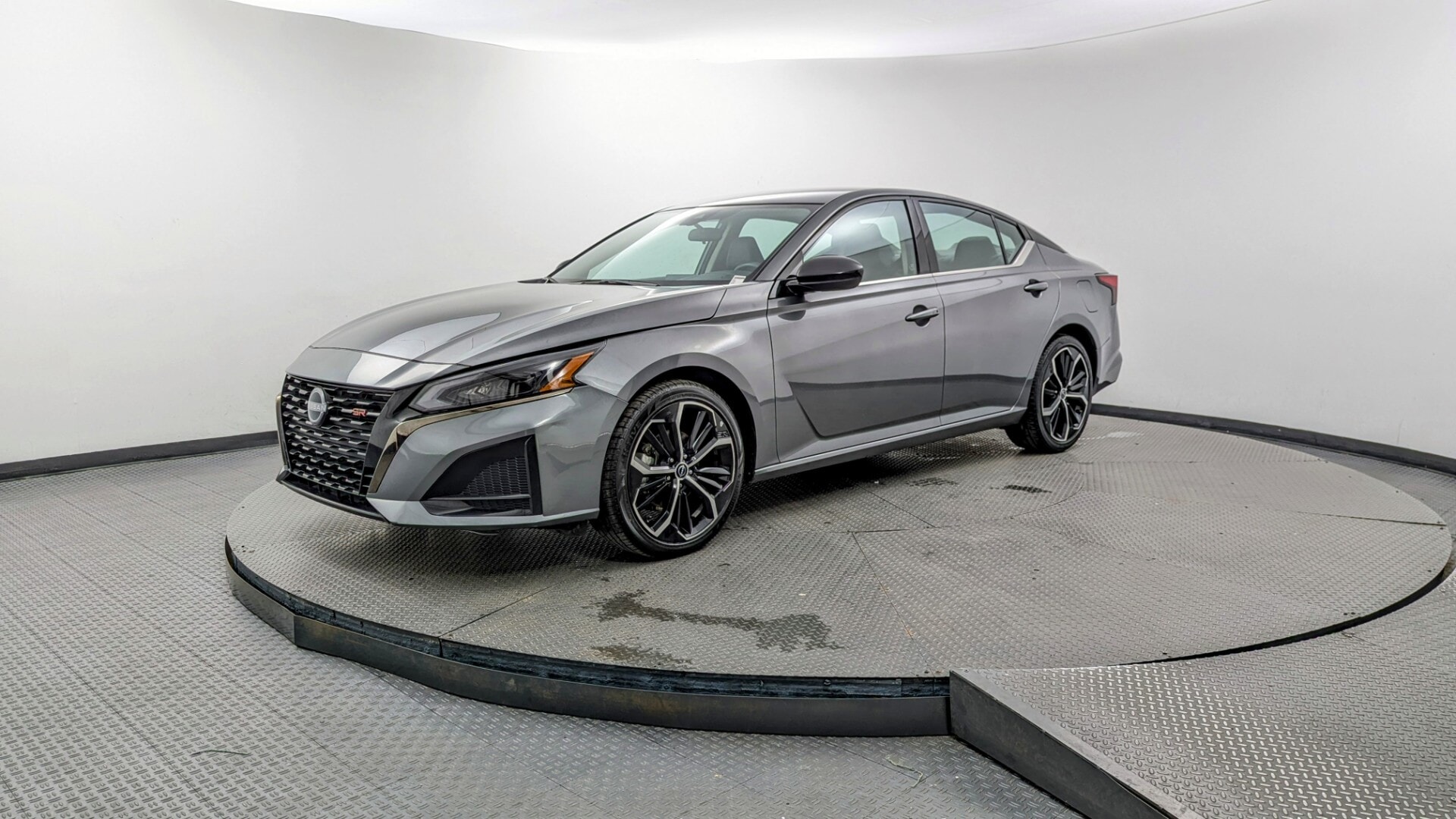 2024 Nissan Altima SR