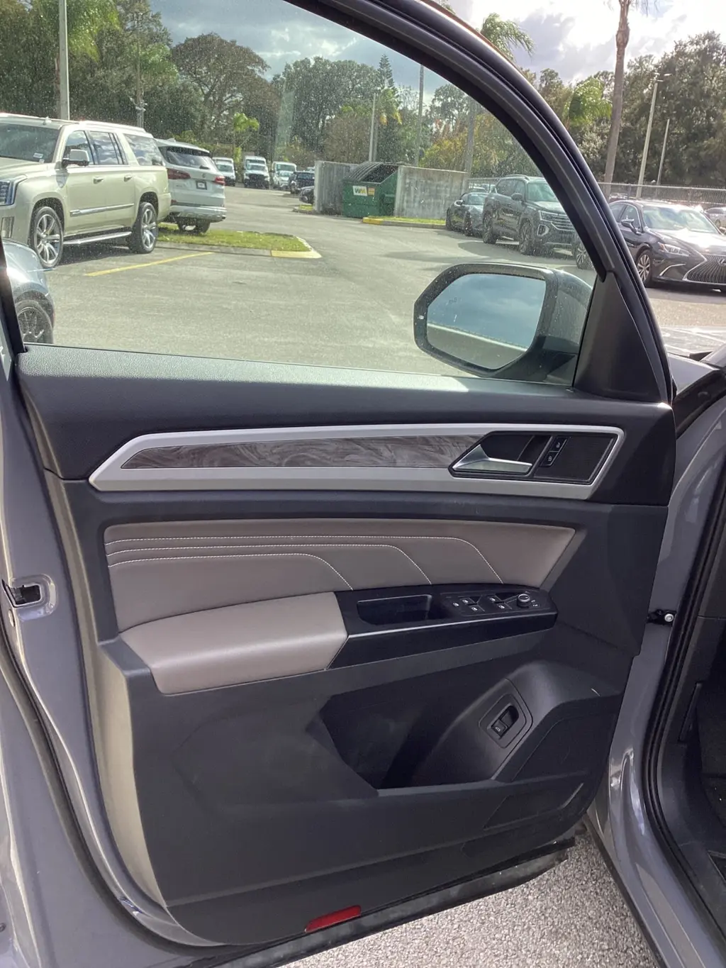 Florida Fine Cars - Used VOLKSWAGEN ATLAS CROSS SPORT 2021 ORLANDO 3.6L V6 SE W/TECHNOLOGY