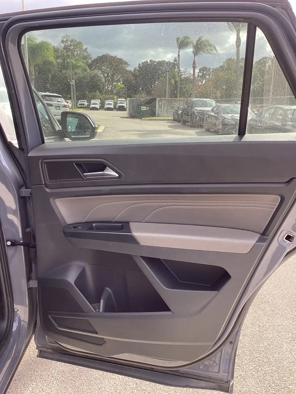 Florida Fine Cars - Used VOLKSWAGEN ATLAS CROSS SPORT 2021 ORLANDO 3.6L V6 SE W/TECHNOLOGY