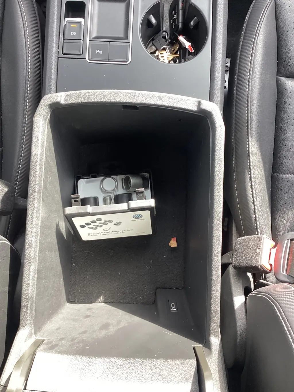 Florida Fine Cars - Used VOLKSWAGEN ATLAS CROSS SPORT 2021 ORLANDO 3.6L V6 SE W/TECHNOLOGY