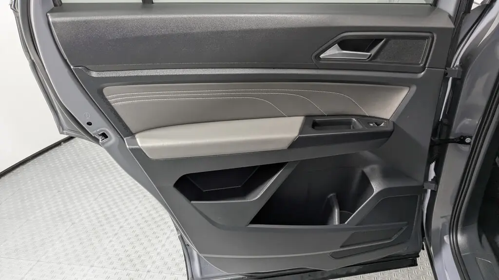 Florida Fine Cars - Used VOLKSWAGEN ATLAS CROSS SPORT 2021 ORLANDO 3.6L V6 SE W/TECHNOLOGY